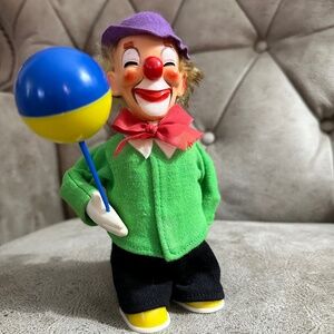 VIntage Wind Up Toy Clown With Balloon Russ Berrie Collectible Doll